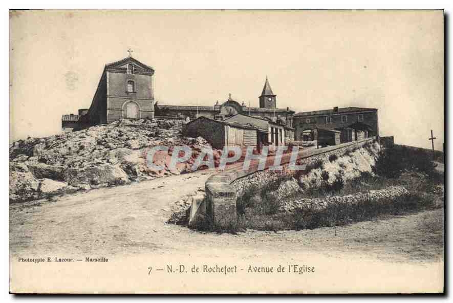 CPA N D de Rochefort Avenue de l'Eglise 