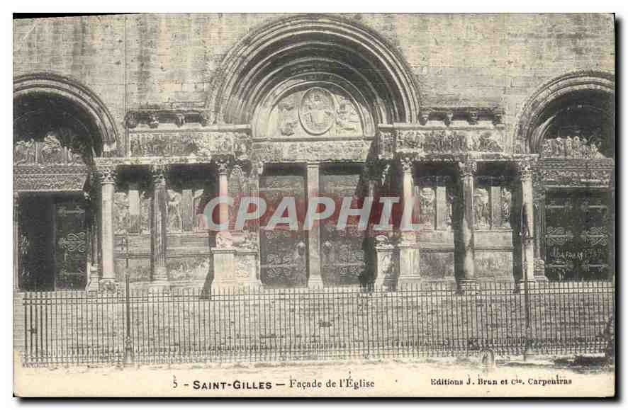 CPA Saint Gilles Facade de l'Eglise 