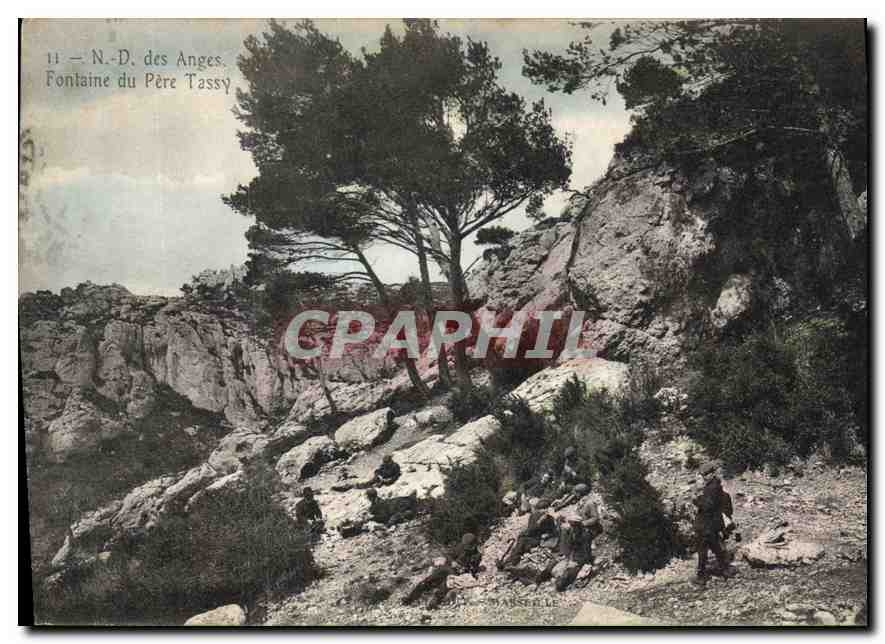 CPA N D des Anges Fontaine du Pere Tassy 