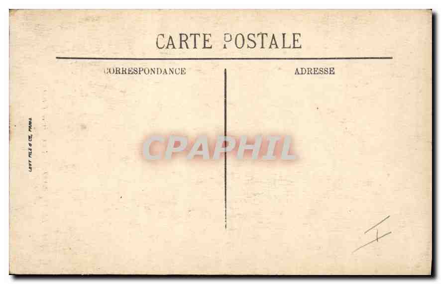 CPA Le Treport la Croix de Pierre et rue de Paris  — Rückseite