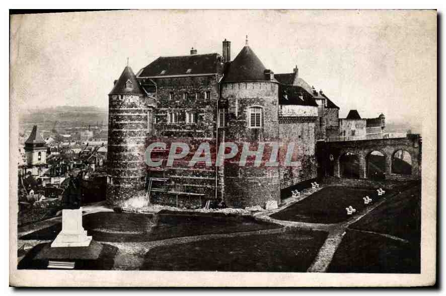CPA Dieppe S I le vieux chateau 