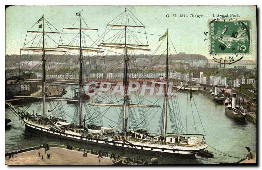 CPA Dieppe l'Avant port 