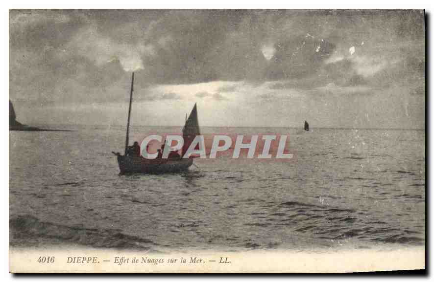 CPA Dieppe Effet de Nuages sur la Mer 