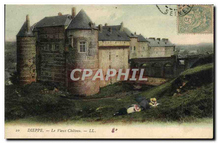 CPA Dieppe Le Vieux Chateau 