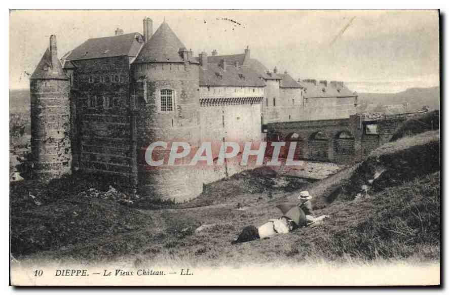 CPA Dieppe Le Vieux Chateau 