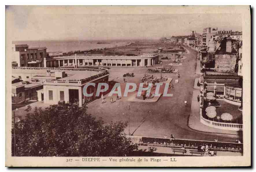 CPA Dieppe Vue generale de la Plage 