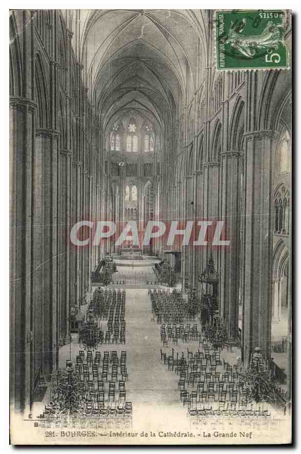 CPA Bourges Interieur de la Cathedrale La Grande Nef 
