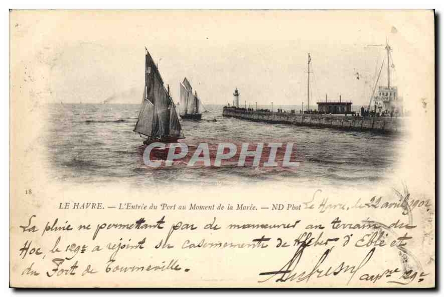 CPA Le Havre l'entree du port au Moment de la Maree 