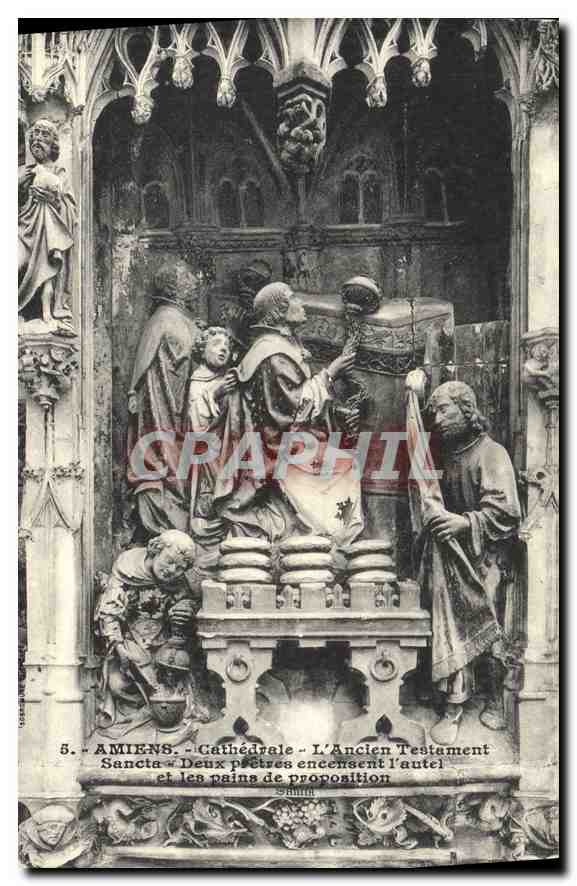 Amiens - Cathédrale - L'Ancien Testament : Deux prêtres encensent l'autel et les pains de proposition