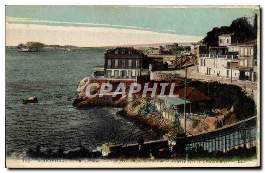 CPA Marseille La Corniche Vue prise du restaurant de la Reserve vers le Château d'If