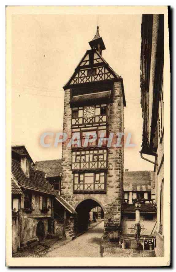 Riquewihr (Haut-Rhin) — Porte haute ou Dolder et fontaine de la Sinne (1560) — Les Éditions d'Art VDN, Paris
