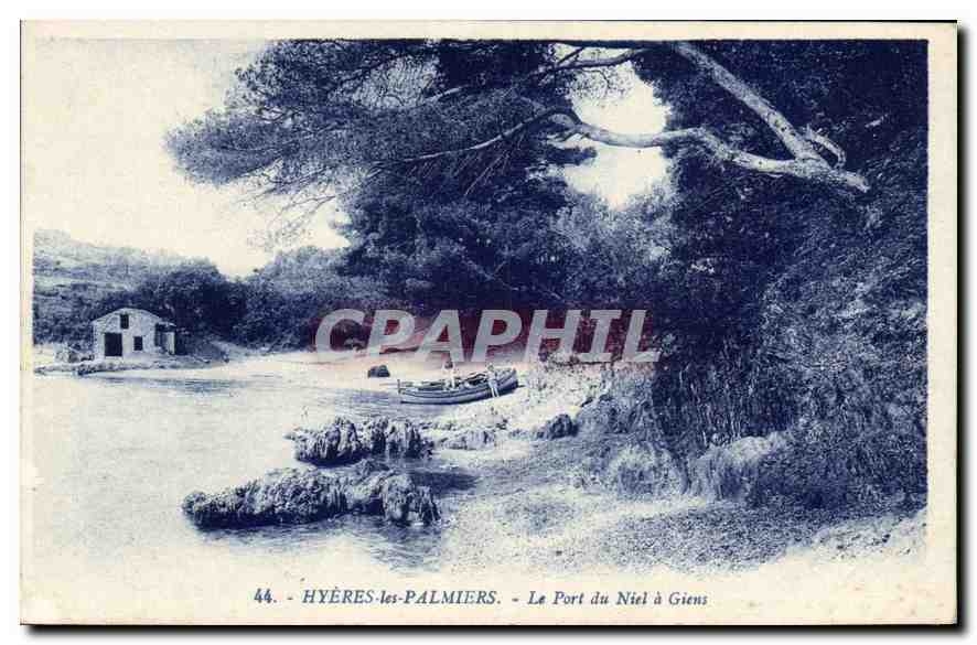 Hyères-les-Palmiers — Le Port du Niel à Giens — CPAPHIL 44