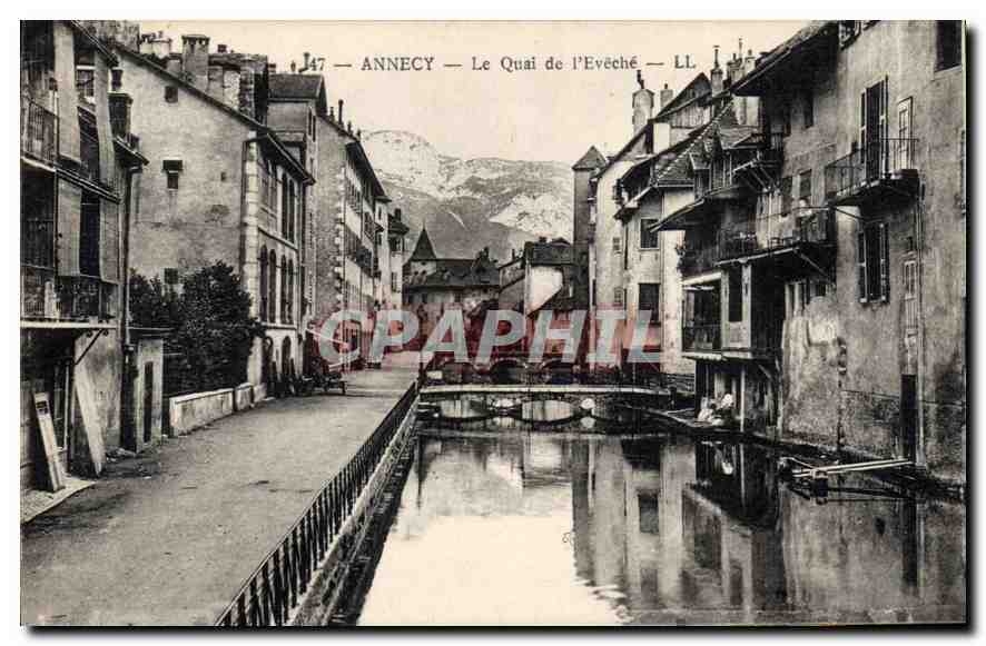 CPA Annecy Le Quai de l'Eveche 