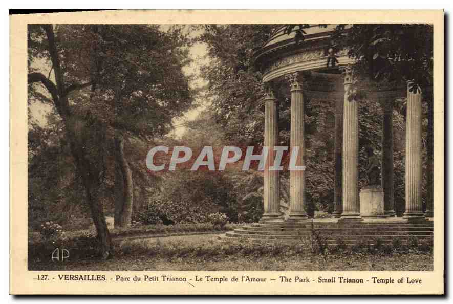 CPA Versailles Parc du Petit Trianon Le Temple de l'Amour 
