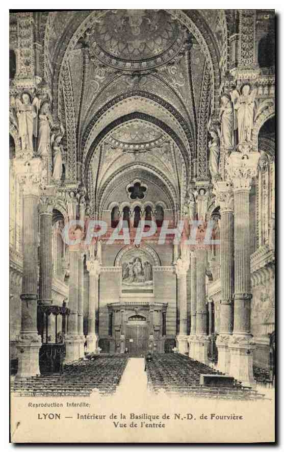 CPA Lyon Interieur de la Basilique de ND de Fourviere Vue de l'entree 