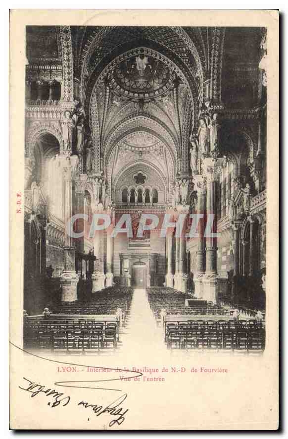 CPA Lyon Interieur de la Basilique de ND de la Fourviere Vue de l'entree 