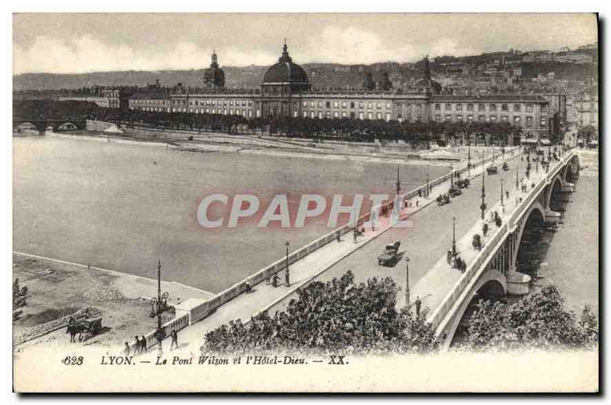 CPA Lyon Le Pont Wilson et l'Hotel Dieu 