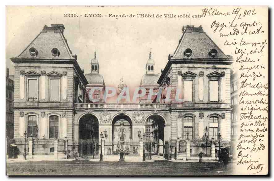 CPA Lyon Facade de l'Hotel de Ville cote est 