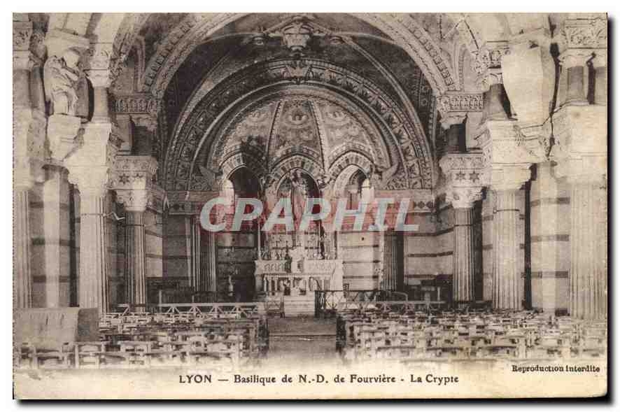 CPA Lyon Basilique de ND de Fourviere La Crypte 