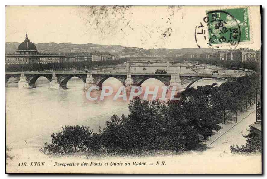 CPA Lyon Perspective des Ponts et Quais du Rhone 