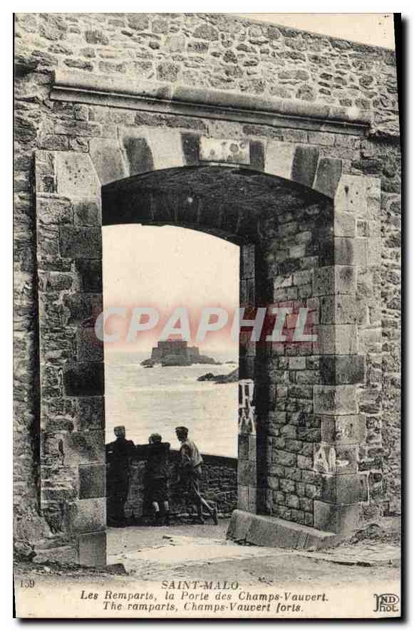 Saint-Malo — Les Remparts, la Porte des Champs-Vauvert — JND Hot.