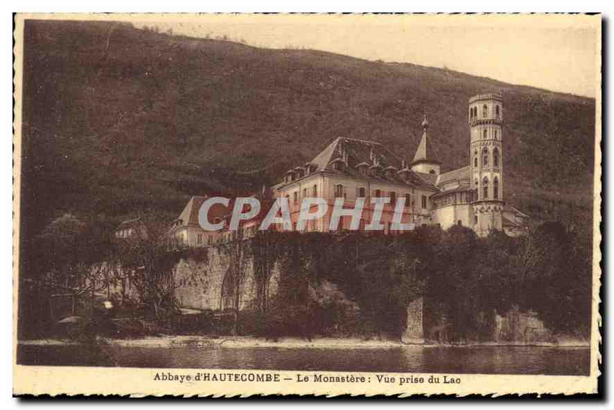 CPA Abbaye d'Hautecombe Le Monastere Vue prise du Lac