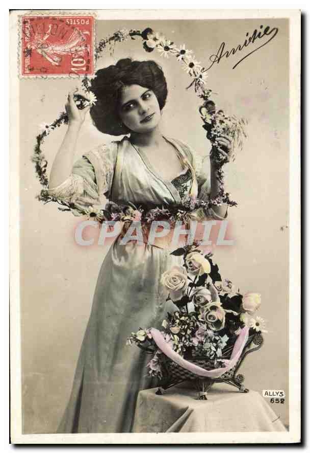 CPA Heureuse Annee Femme