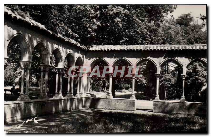 Tarbes - Der Cloister - Im Garten Massey — Verlag JOVÉ Pau (R.P.)