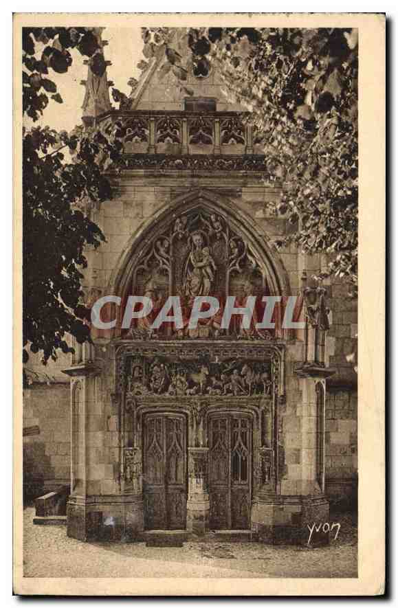 CPA La Douce France Chateau de la Loire Chateau d'Amboise Porte de la Chapelle St Hubert construit p