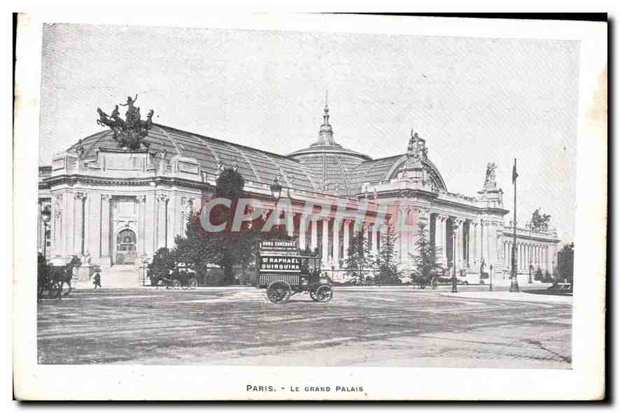 CPA Paris le grand Palais St Raphael Quinquina