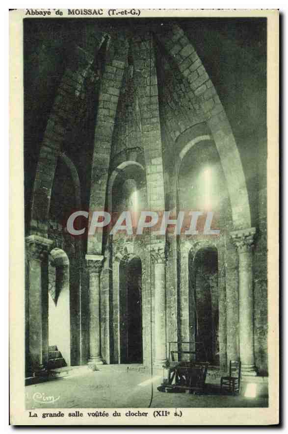 Abbaye de MOISSAC (T-et-G.) — La grande salle voûtée du clocher (XIIe s.) — Éditeur Combier, Macon