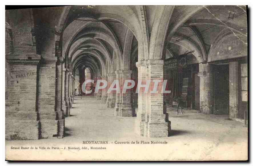 CPA Montauban couverts de la place Nationale