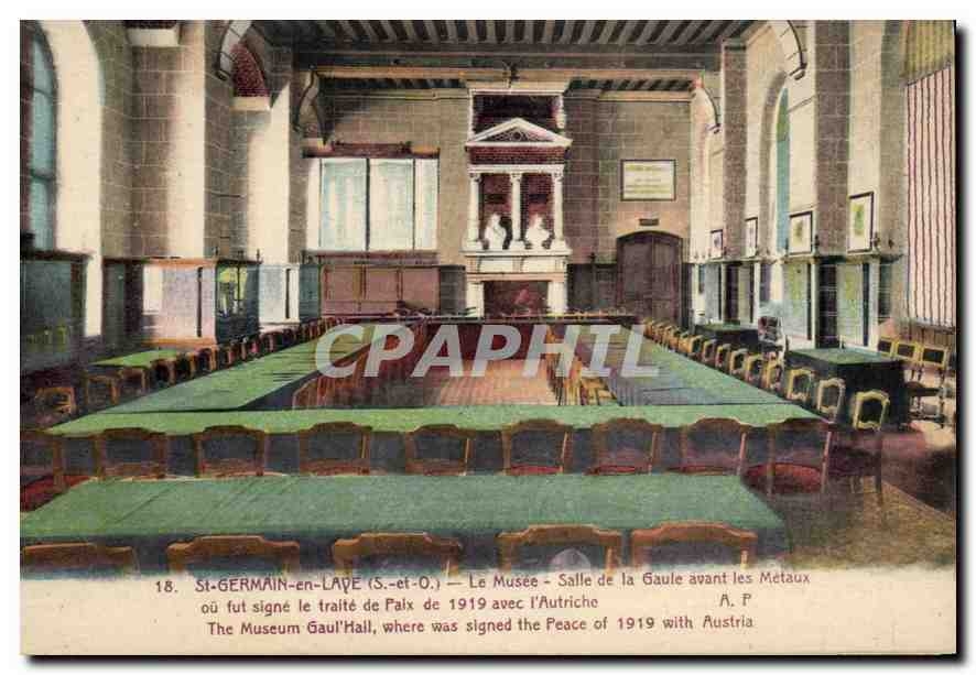 CPA Saint Germain en Laye Le Musee Salle de la baule avant les Metaux 