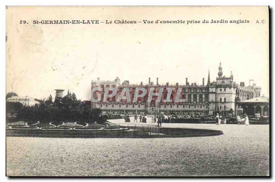 CPA Saint Germain en Laye Le Chateau vue d'ensemble prise du Jardin anglais 