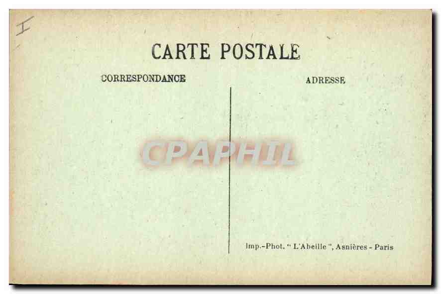 CPA Saint Germain en Laye Le Chateau Facade Sud Ouest et la Place Maurice Berteaux  — Verso