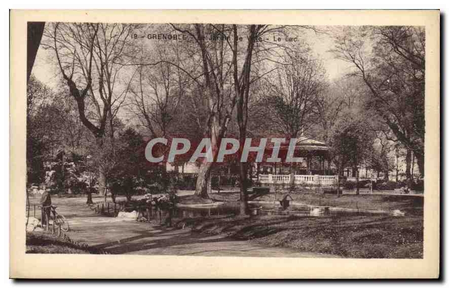 CPA Grenoble Jardin de Ville le Lac 