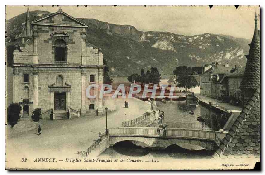 CPA Annecy L'Eglise Saint Francois et les Canaux 