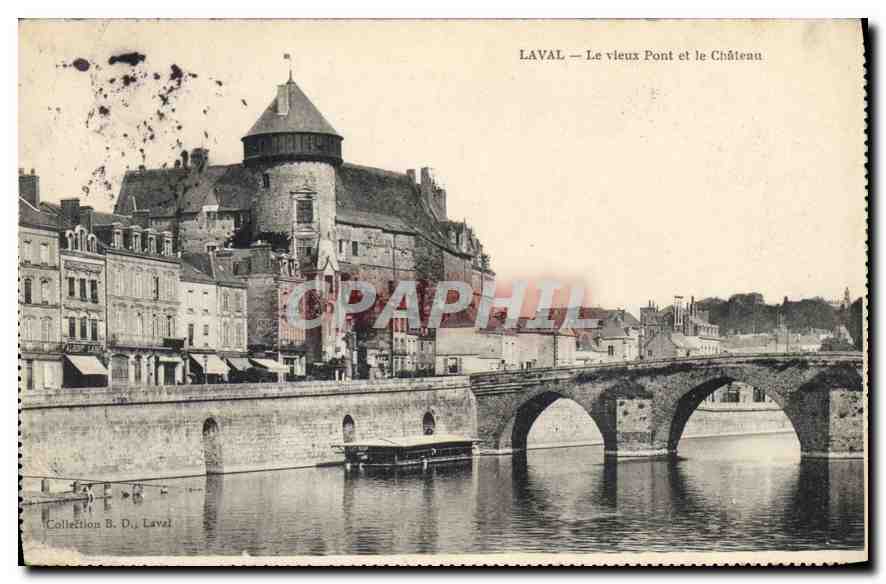 CPA Laval le vieux Pont et le Chateau 