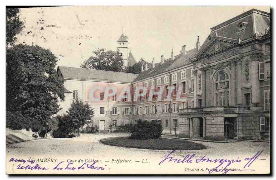 CPA Chambery Cour du chateau Prefecture 