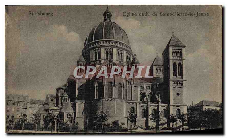 CPA Strasbourg Eglise Cath de Saint Pierre le Jeune 