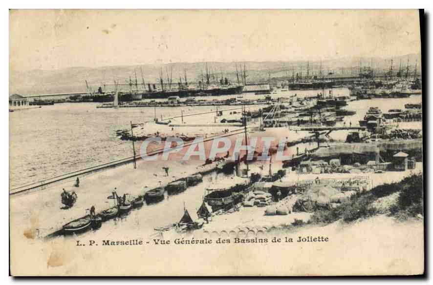CPA Marseille vue generale des Bassins de la Joliette 
