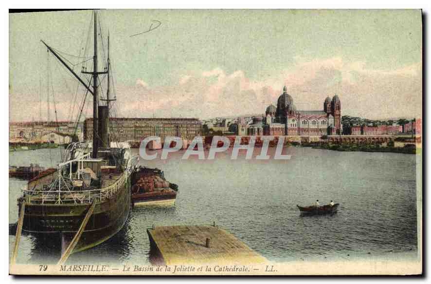 Marseille — Le Bassin de la Joliette et la Cathédrale — LL. n°79