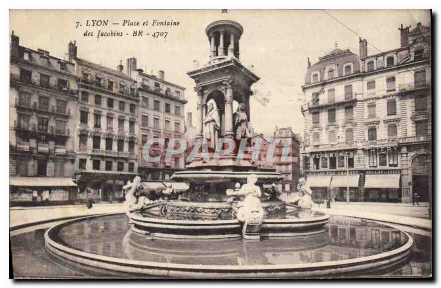 CPA Lyon place et fontaine des Jacobins 