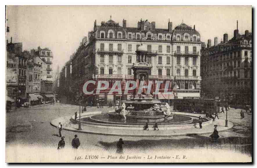 CPA Lyon Place des Jacobins La Fontaine 
