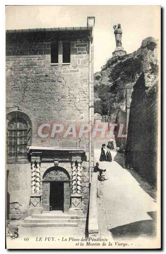 Le Puy - La Place des Pénitents et la Montée de la Vierge