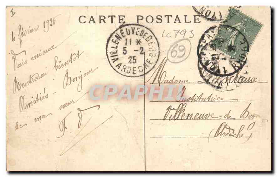 CPA Lyon La Place Bellecour et le Coetau de Fourviere  — Verso