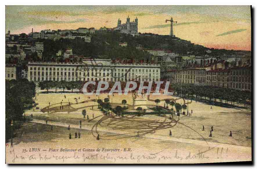 CPA Lyon Place Bellecour et Coteau de Fourviere 