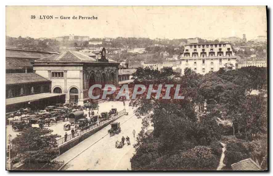 LYON — Gare de Perrache — Carte postale n°39