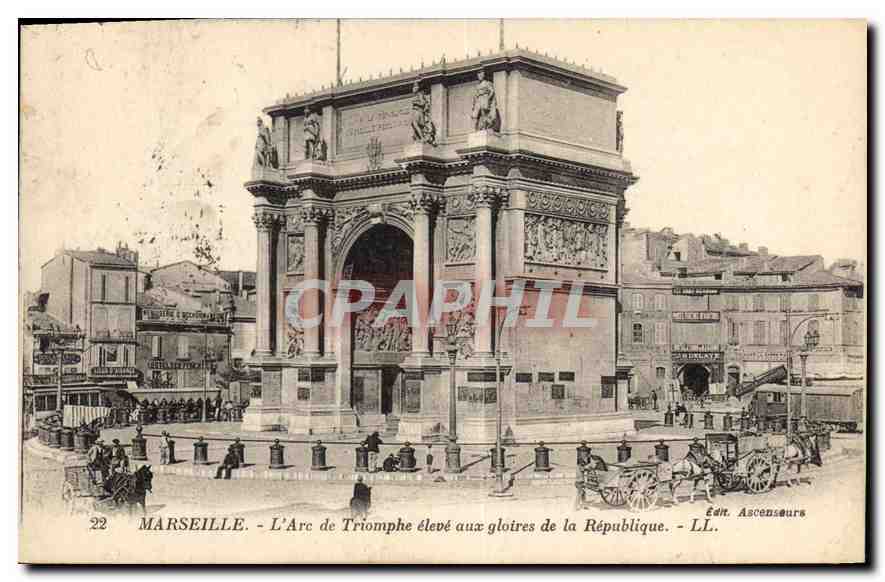 CPA Marseille L'Arc de Triomphe eleve aux gloires de la Republique 