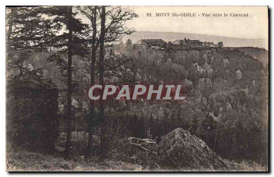 CPA Mont Sainte Odile Vue vers le Couvent 